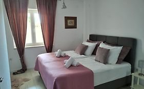 Sjor 2 Bdr Apartment W Grill